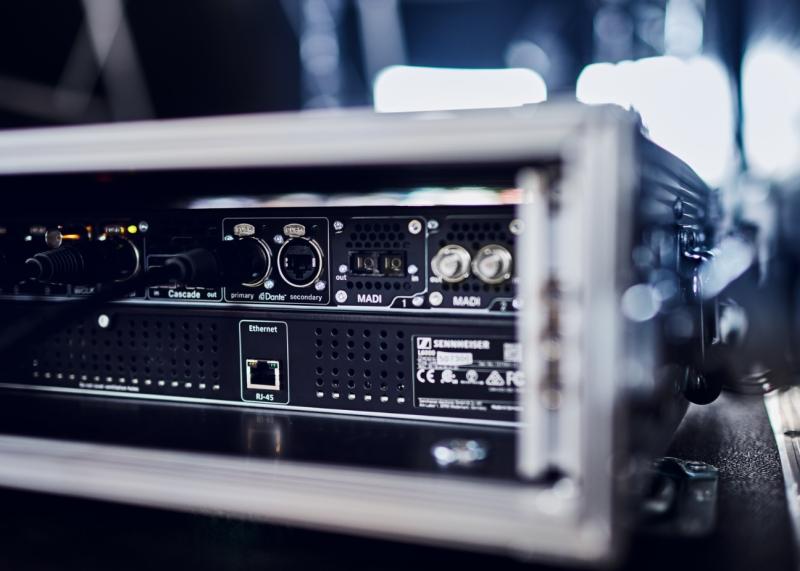 Sennheiser SPECTERA - радиосистема новейшего поколения